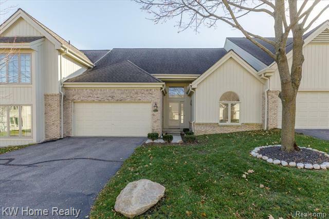 Property Photo: 24536 Martel Drive 51 MI 48335