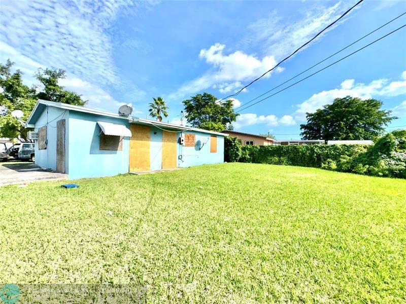 Property Photo: 10880 SW 222nd Dr FL 33170