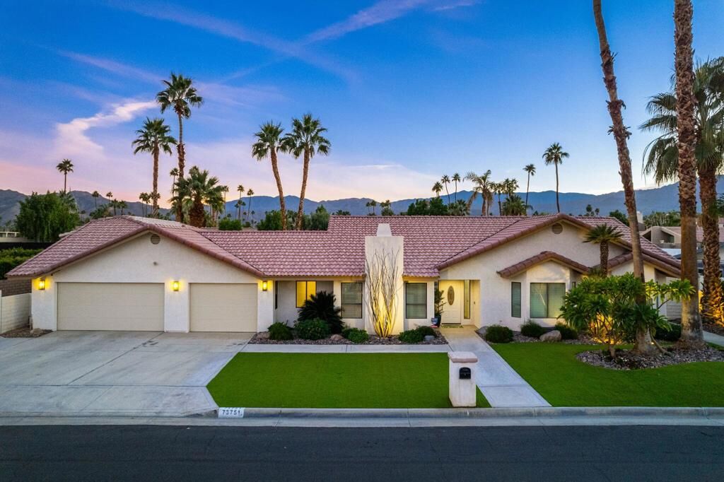 Property Photo:  73751 Shadow Lake Drive  CA 92260 