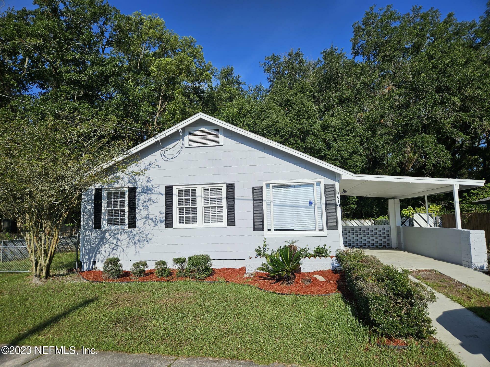 Property Photo:  3910 Grant Road  FL 32207 