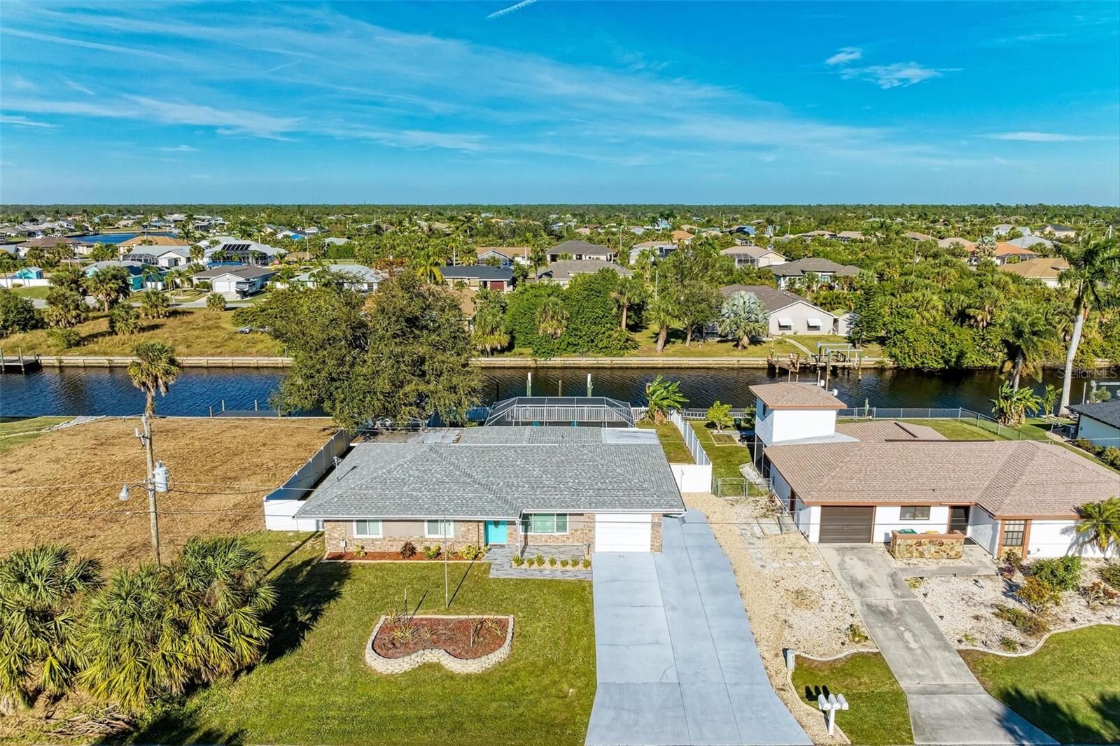 Property Photo:  17130 Marydale Road  FL 33948 