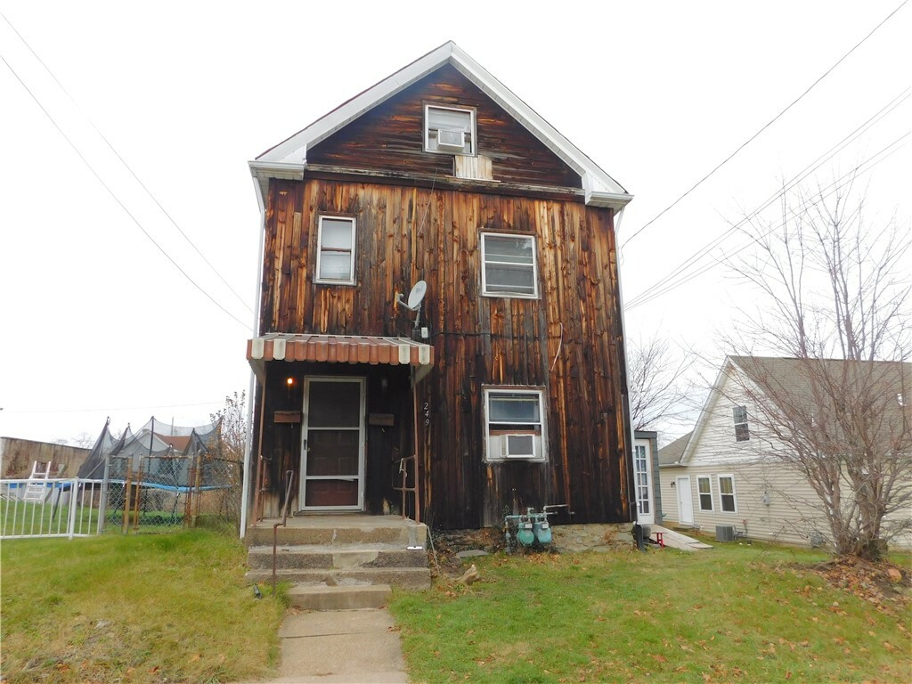 Property Photo:  249 E 15th Avenue  PA 15120 