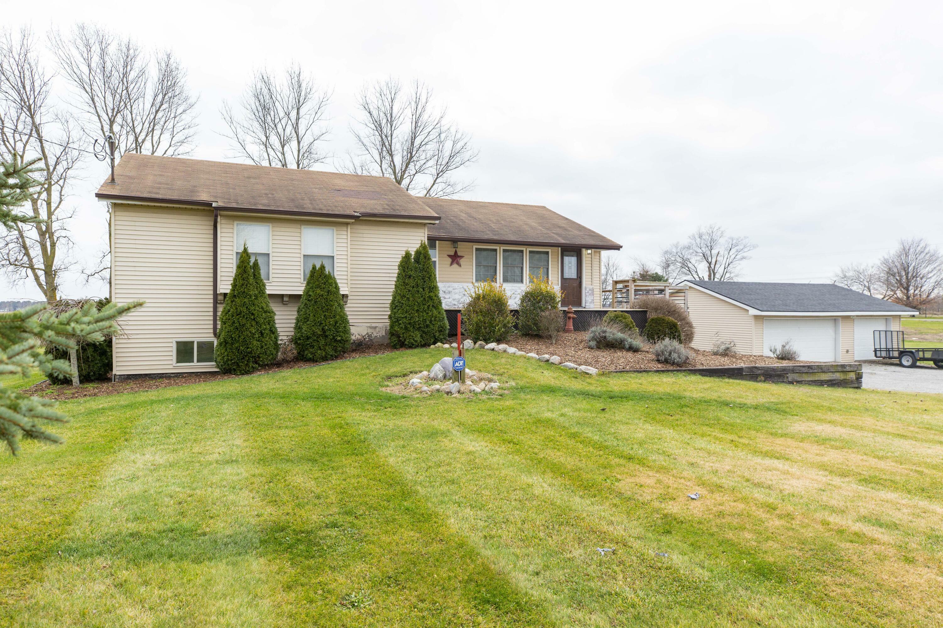 Property Photo:  2720 W Bertrand Road  MI 49120 