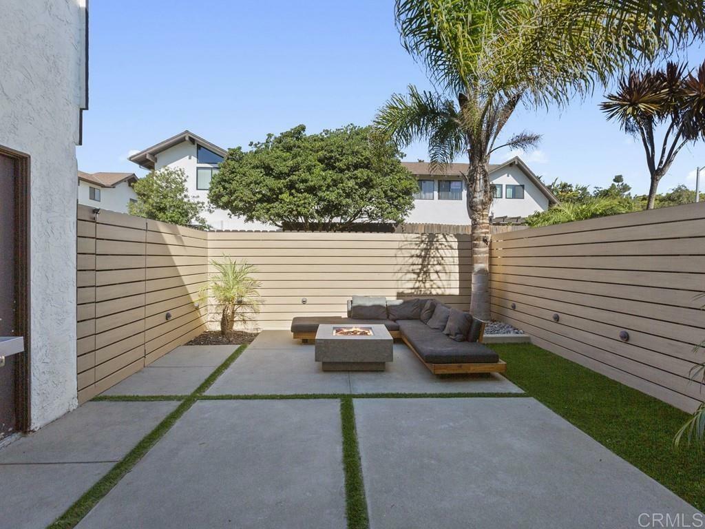 Property Photo:  2508 Ocean Cove Drive  CA 92007 