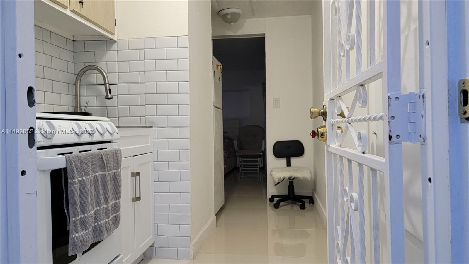 Property Photo: 11215 NW 6 St 2 FL 33172