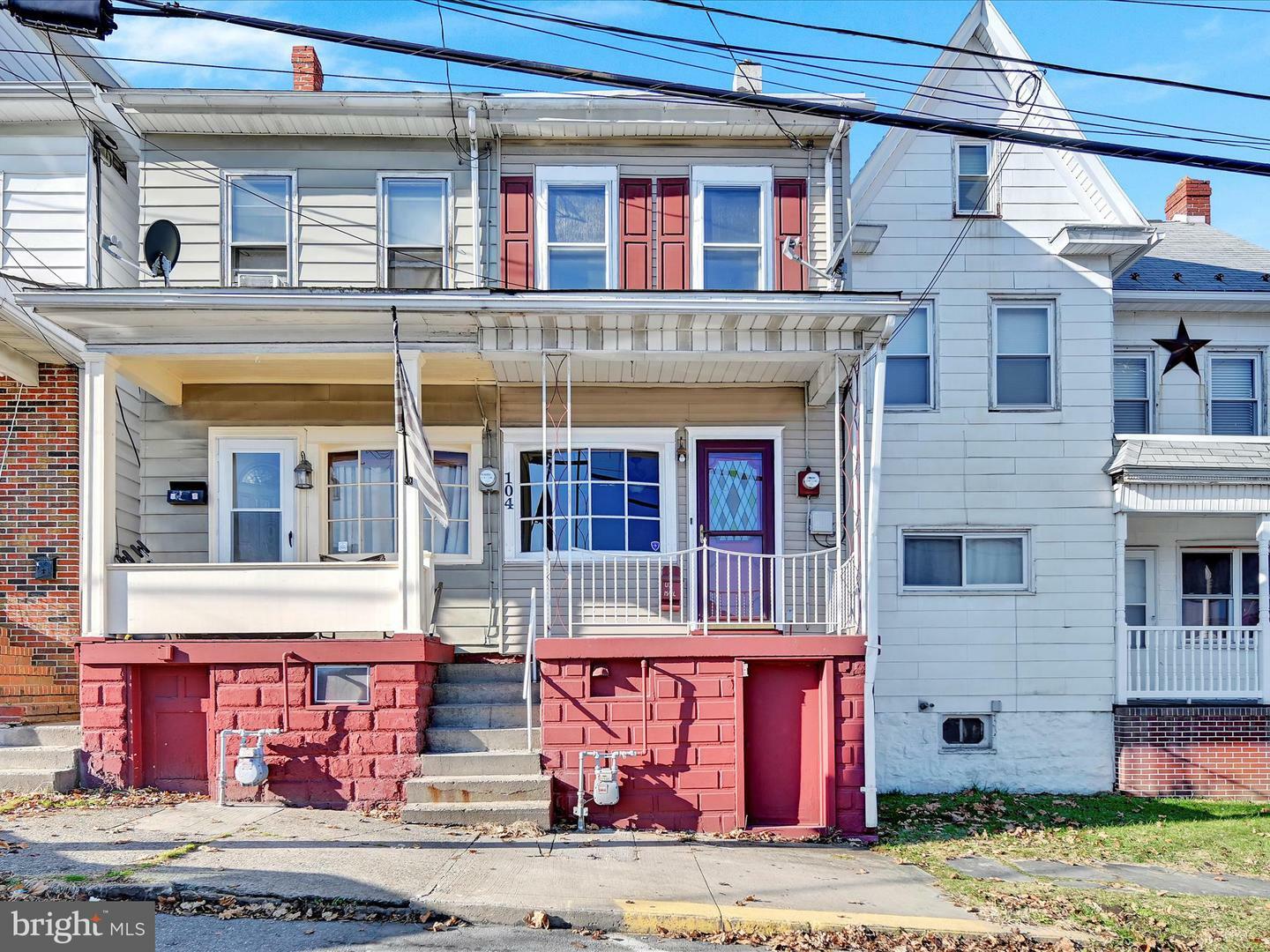 Property Photo:  104 S 2nd Street  PA 17872 