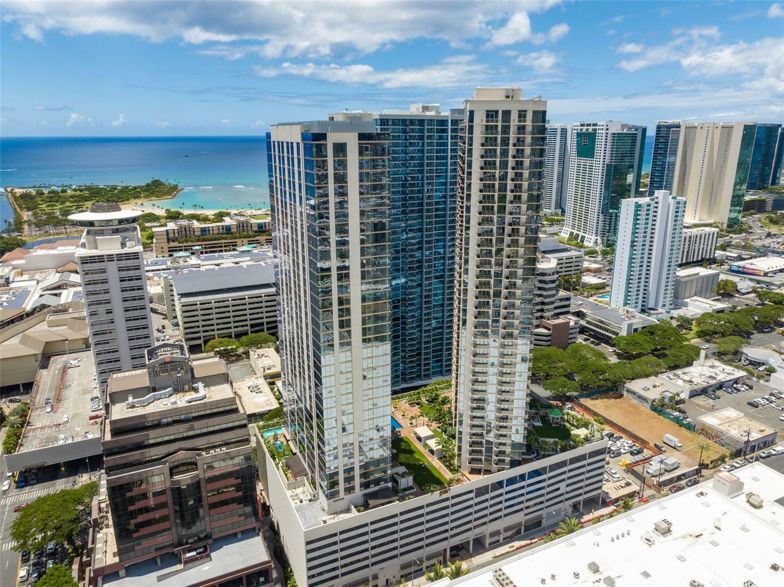 Property Photo:  1390 Kapiolani Boulevard 3706  HI 96814 