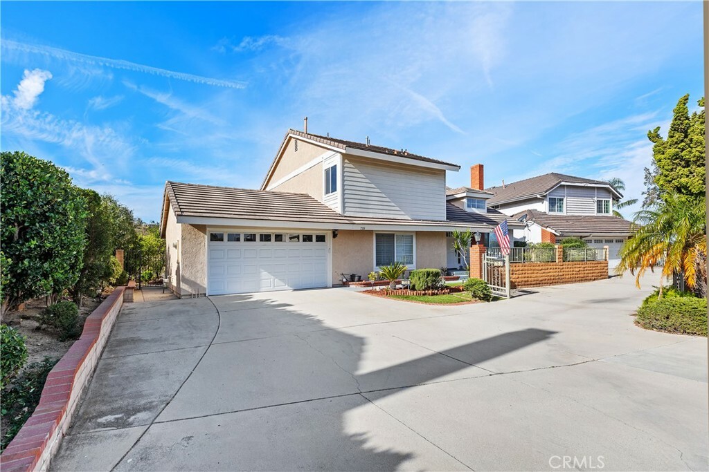 Property Photo:  735 S Highland Lane S  CA 92807 