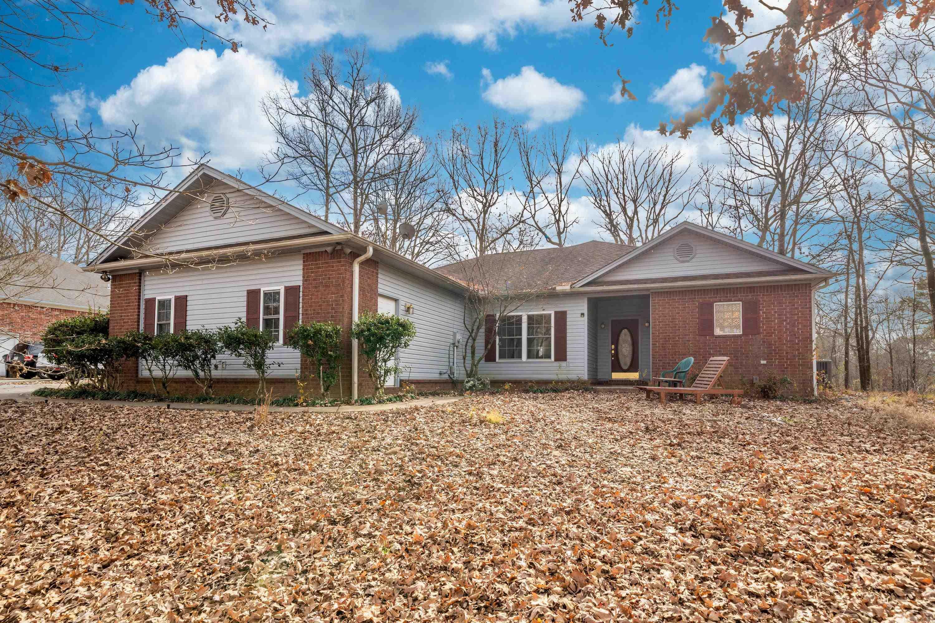 Property Photo:  135 Stonebriar Drive  AR 71913 