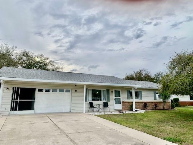 Property Photo:  17960 SE 106th Terrace  FL 34491 