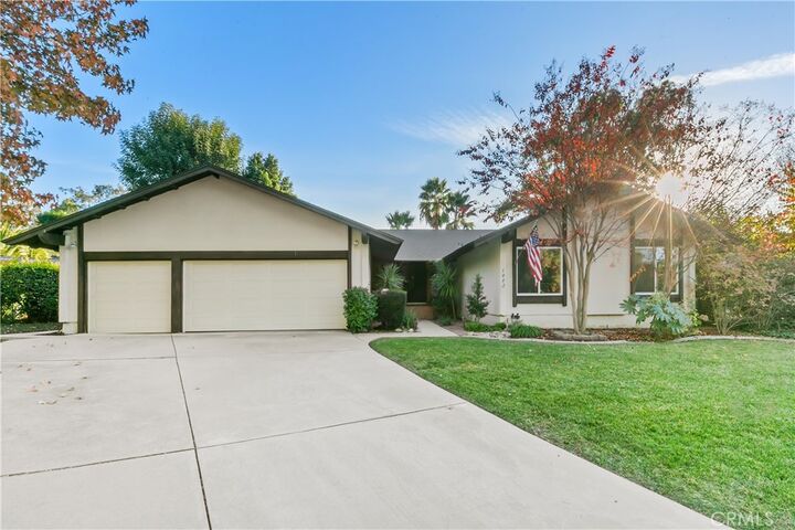 Property Photo:  1002 Via Esperanza  CA 91773 