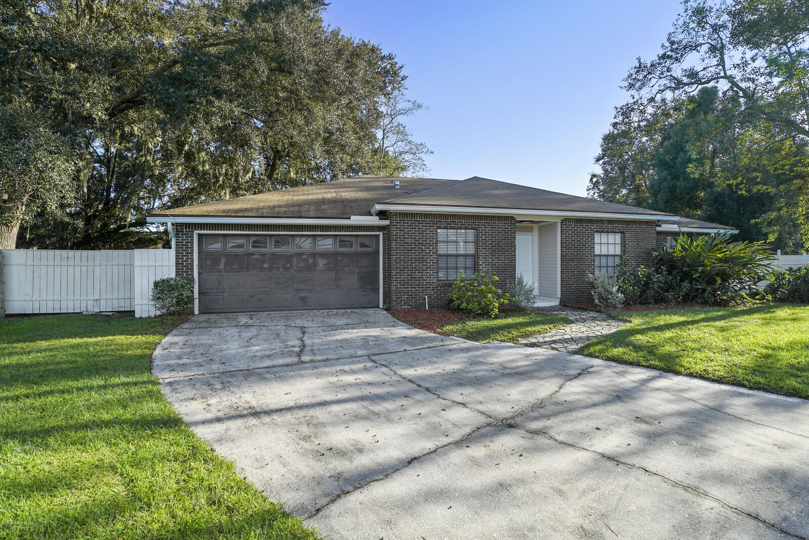 Property Photo:  10434 Windfern Court S  FL 32257 
