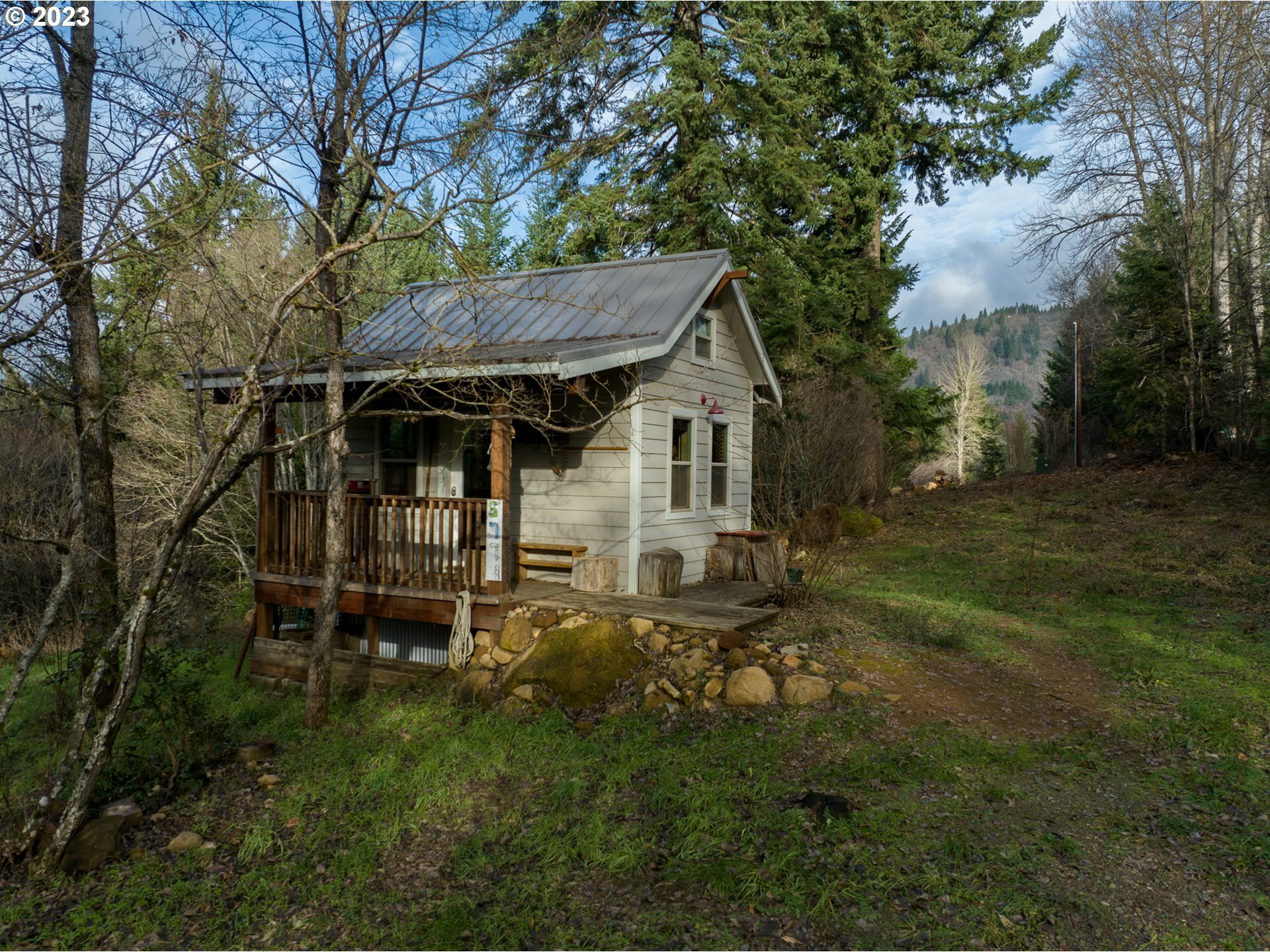 Property Photo:  5771 Billings Rd  OR 97041 