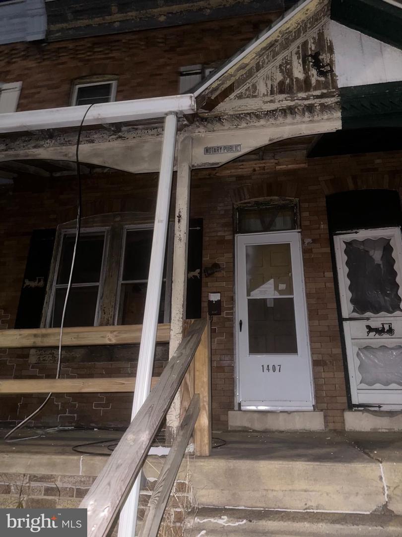 Property Photo:  1407 Edgmont Avenue  PA 19013 