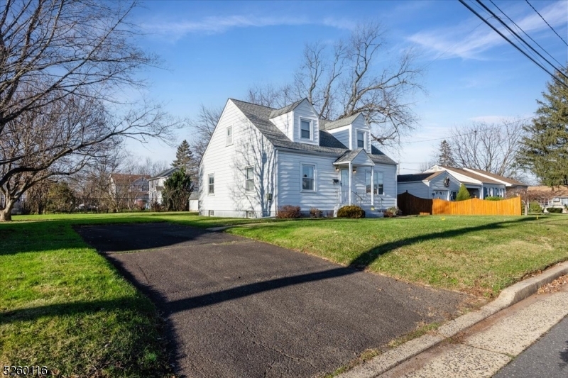 Property Photo:  912 Rabens Ave  NJ 08835 