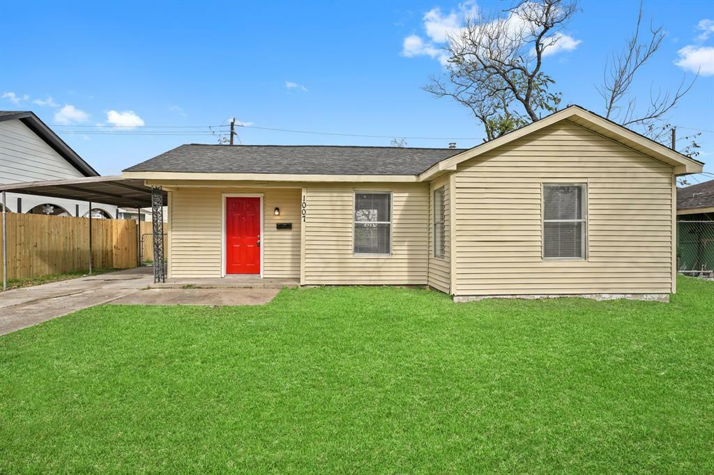 Property Photo:  1007 Park Lane  TX 77506 