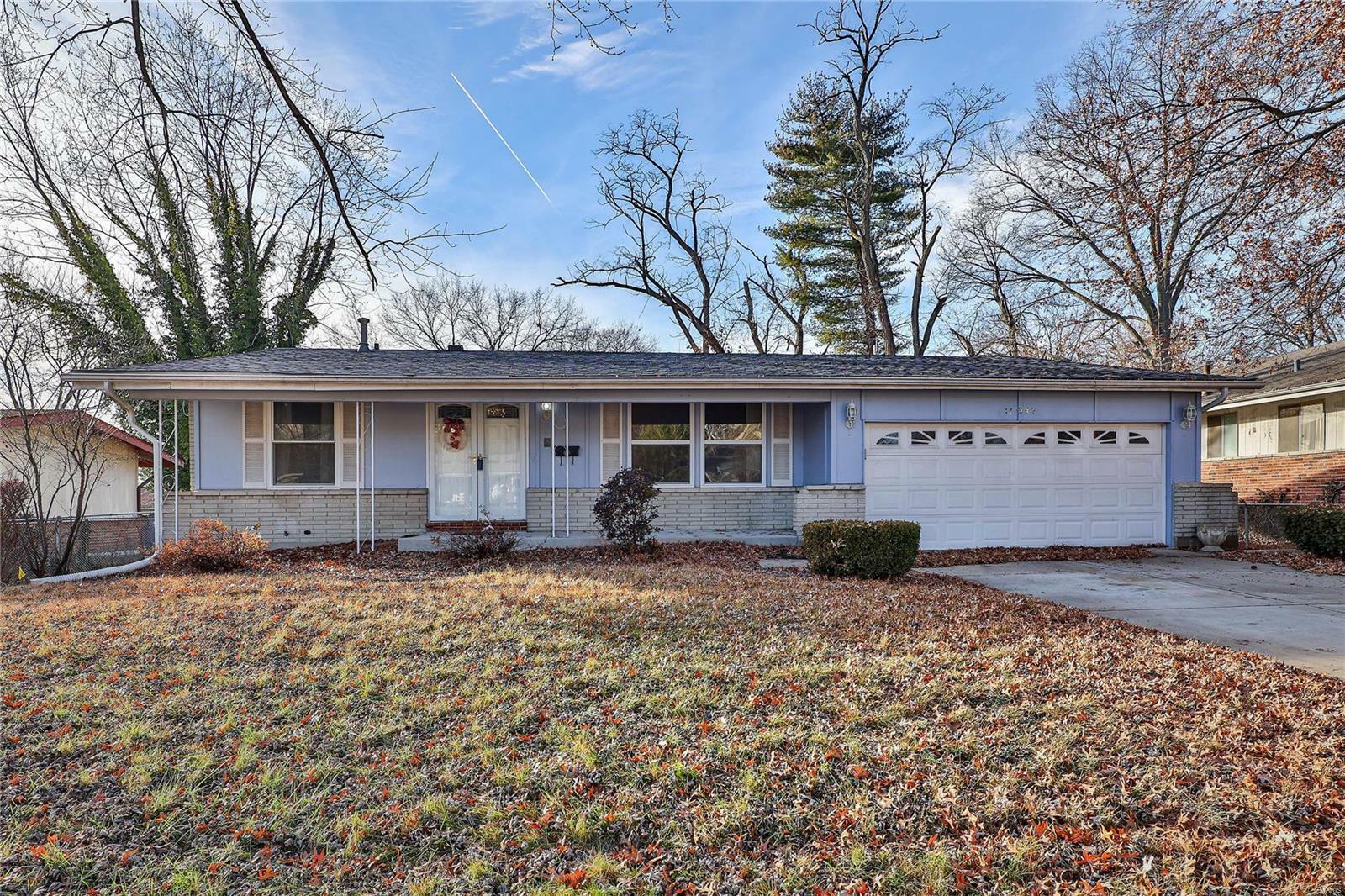 11043 Worchester Drive  St Louis MO 63136 photo