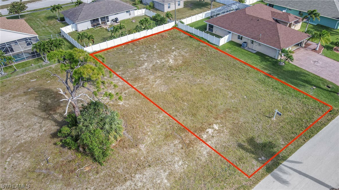 Property Photo:  1807 SW 43rd Street  FL 33914 