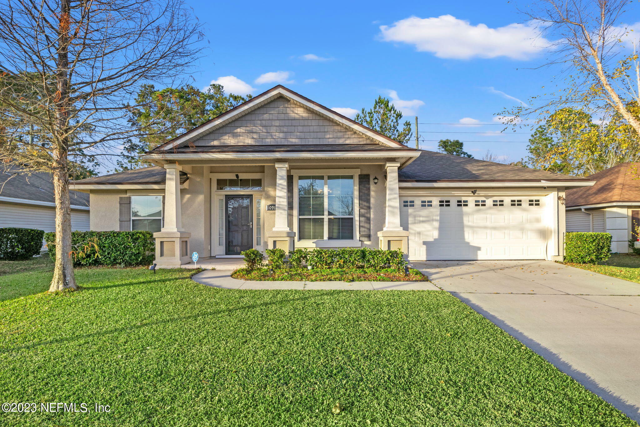 Property Photo:  10918 Stanton Hills Drive E  FL 32222 