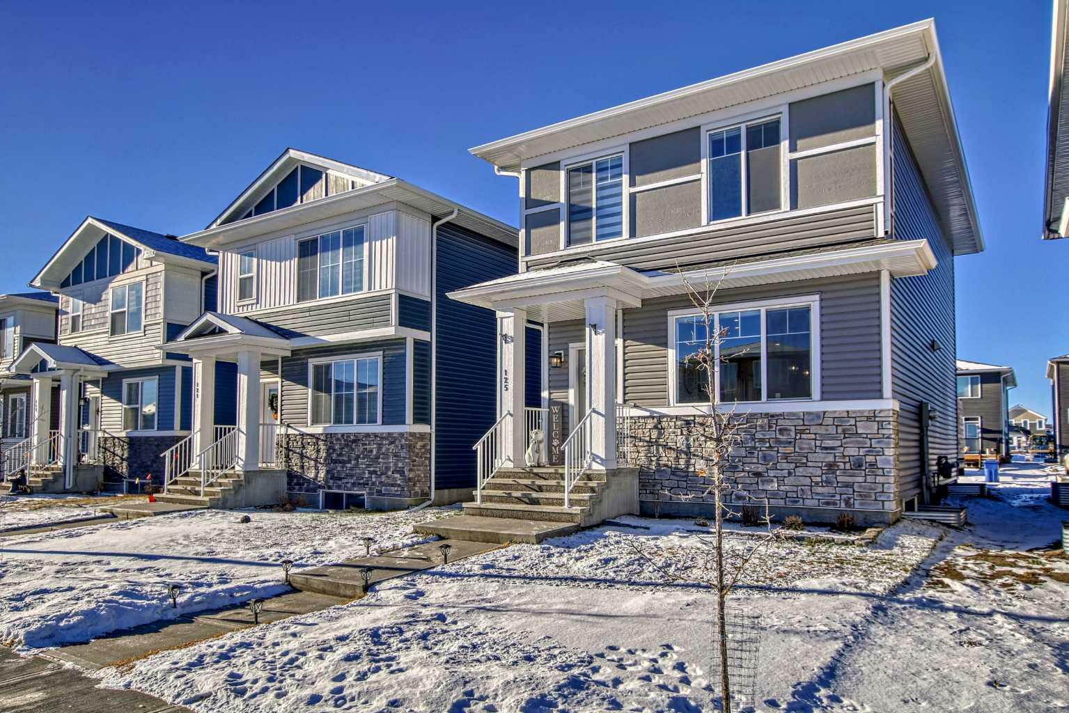 Property Photo: 125 Chelsea Glen AB T1X 2P5