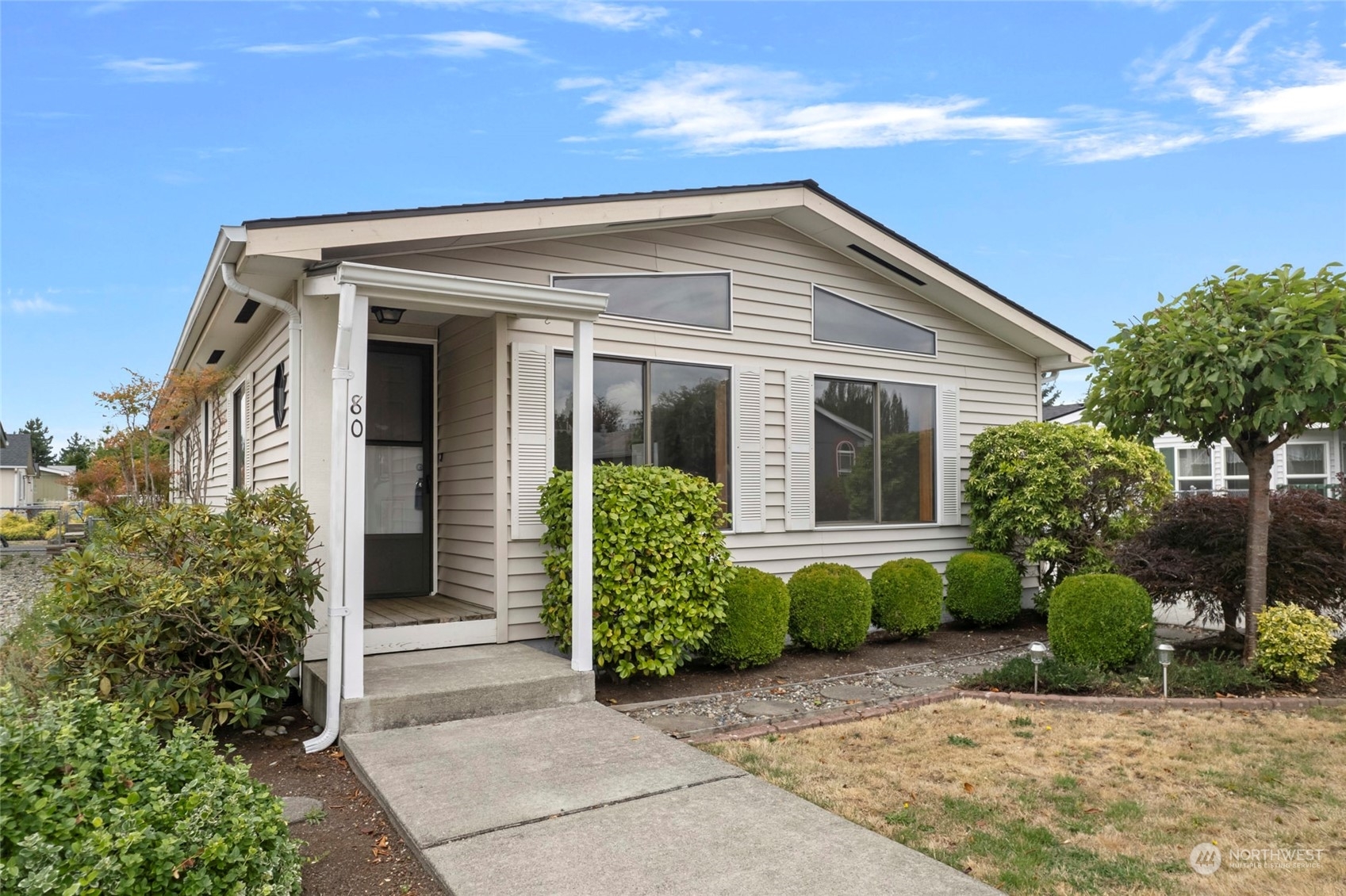 Property Photo: 2610 E Section Street 80 WA 98274