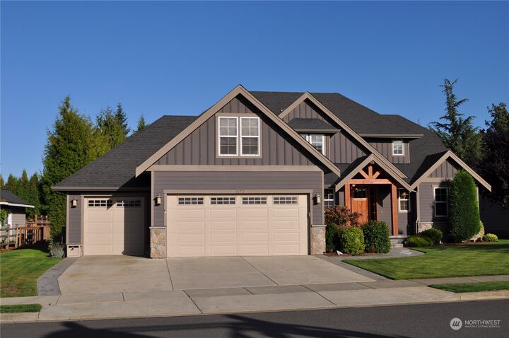 Property Photo:  1072 N 8th Street  WA 98264 