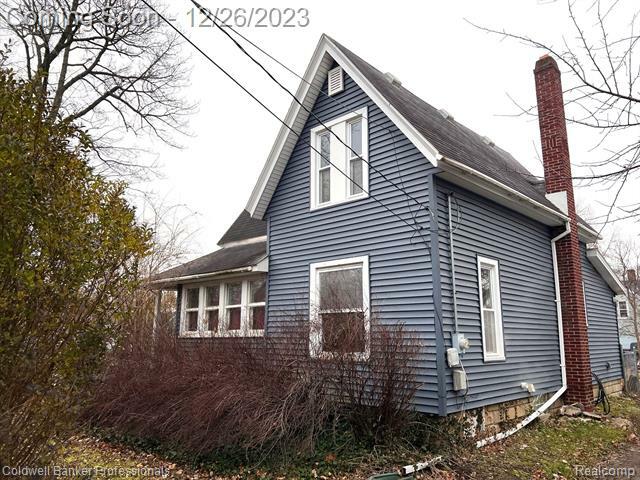 Property Photo:  107 Maryette Street  MI 48429 