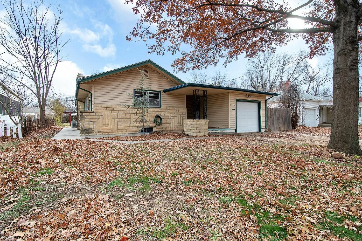 Property Photo:  2048 S Terrace Dr  KS 67218-5044 