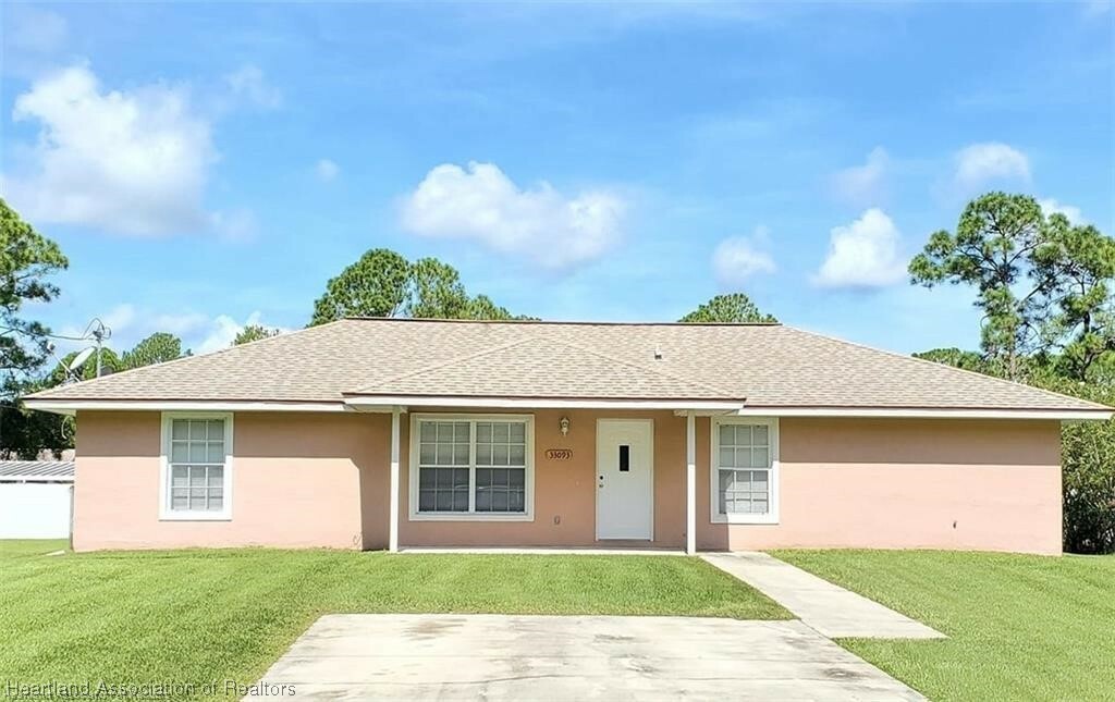 Property Photo:  33093 Grand Prix Drive  FL 33872 