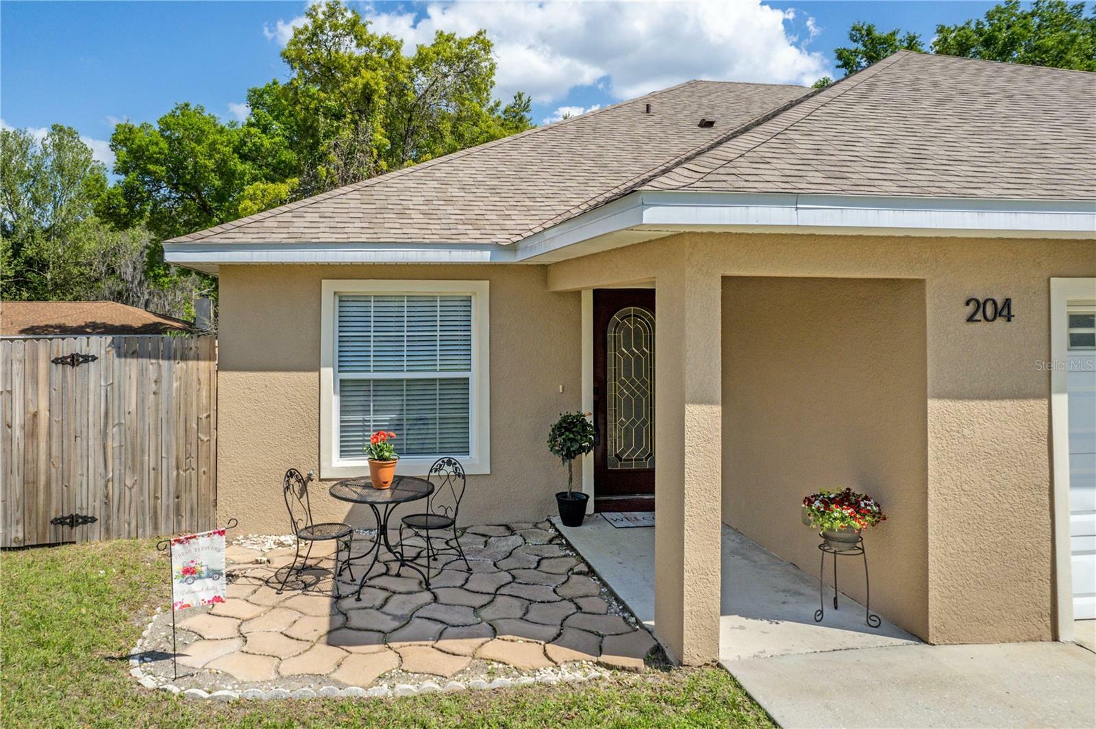 Property Photo:  204 Parrotte Court  FL 32757 