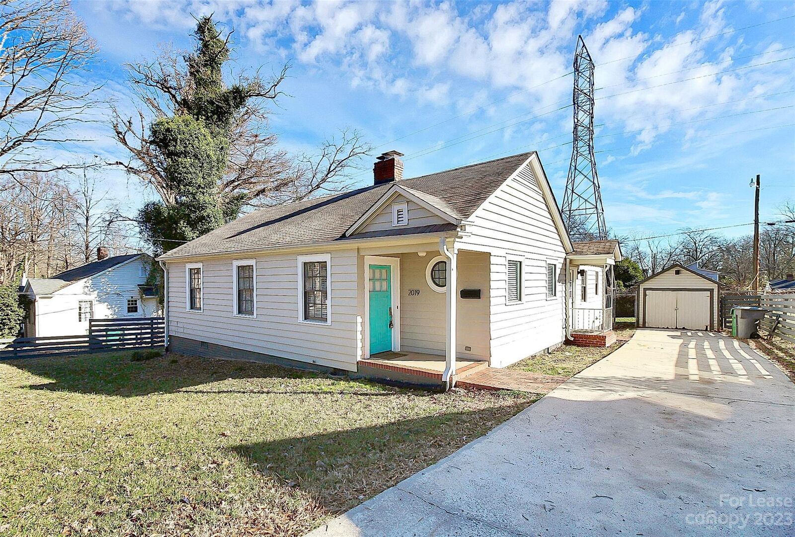 Property Photo: 2019 Highland Street NC 28208