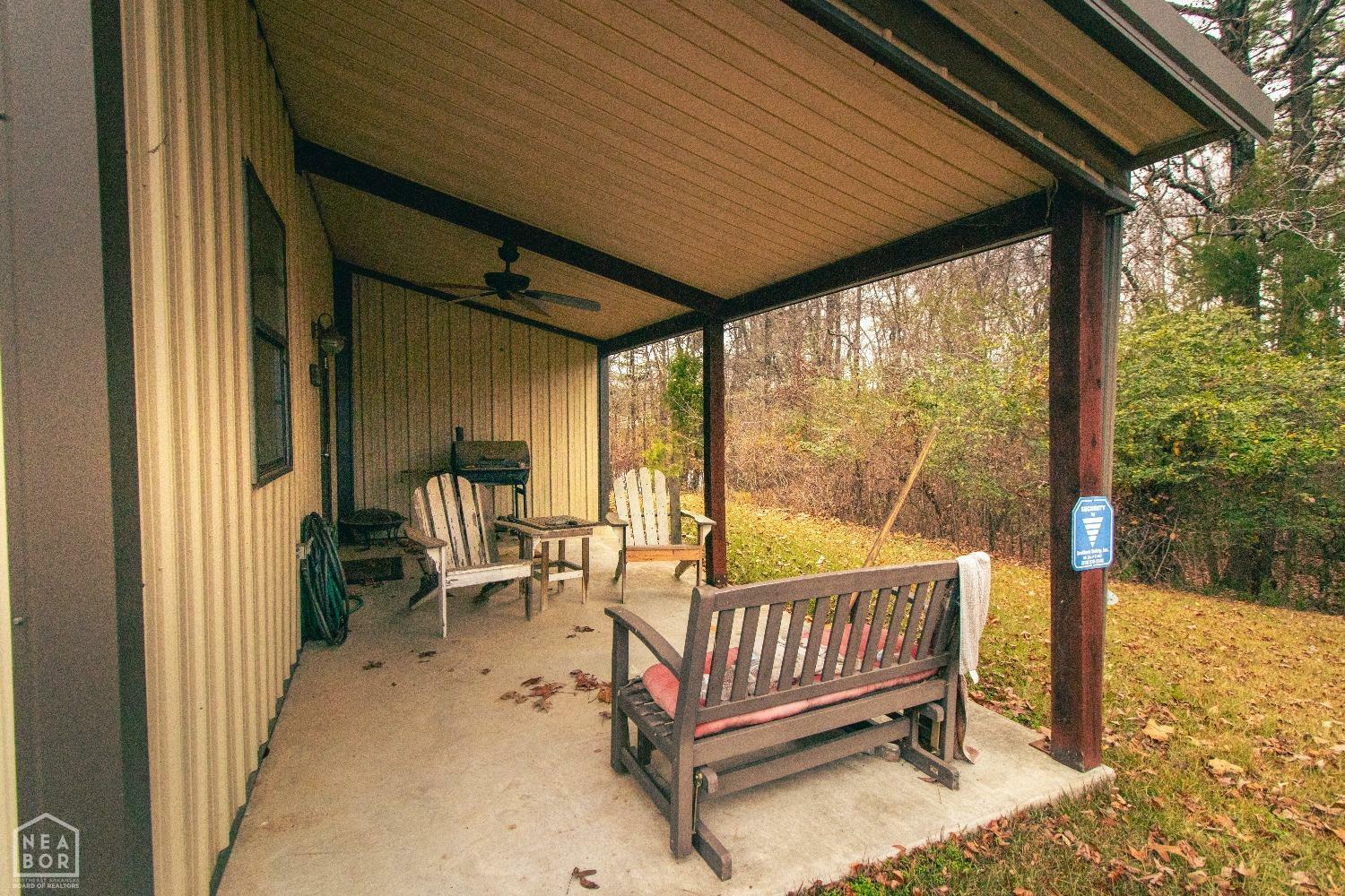 Property Photo:  1019 E Craighead Forest Road  AR 72404 