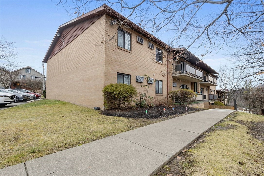 Property Photo:  250 Waverly Avenue 2  PA 15229 