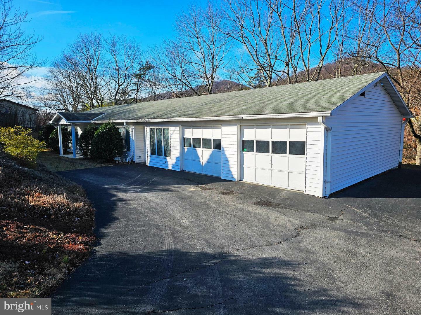 Property Photo:  51 Birch Lane  WV 26753 