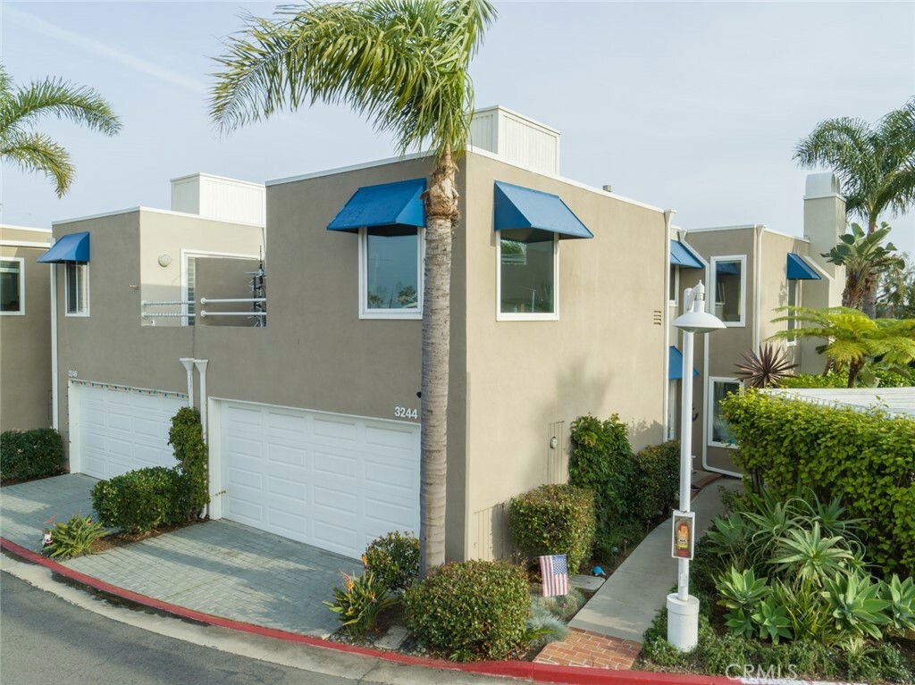 Property Photo:  3244 Sparkler Drive  CA 92649 