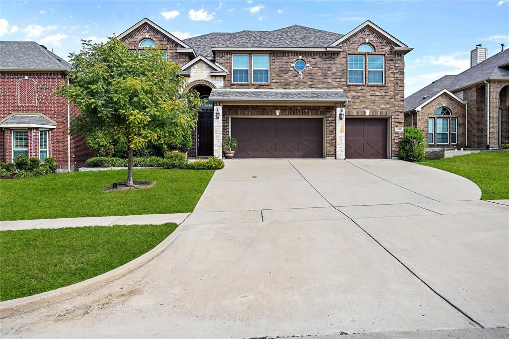 Property Photo:  1420 Bateman Lane  TX 75009 