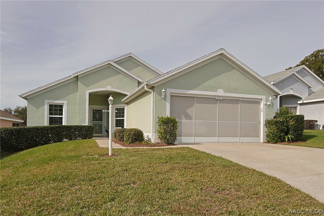 Property Photo:  569 W Hillwood Path  FL 34465 