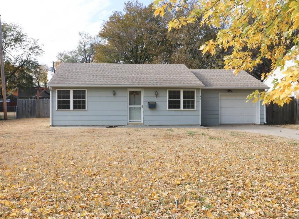 Property Photo:  1361 S Kansas  KS 67211 