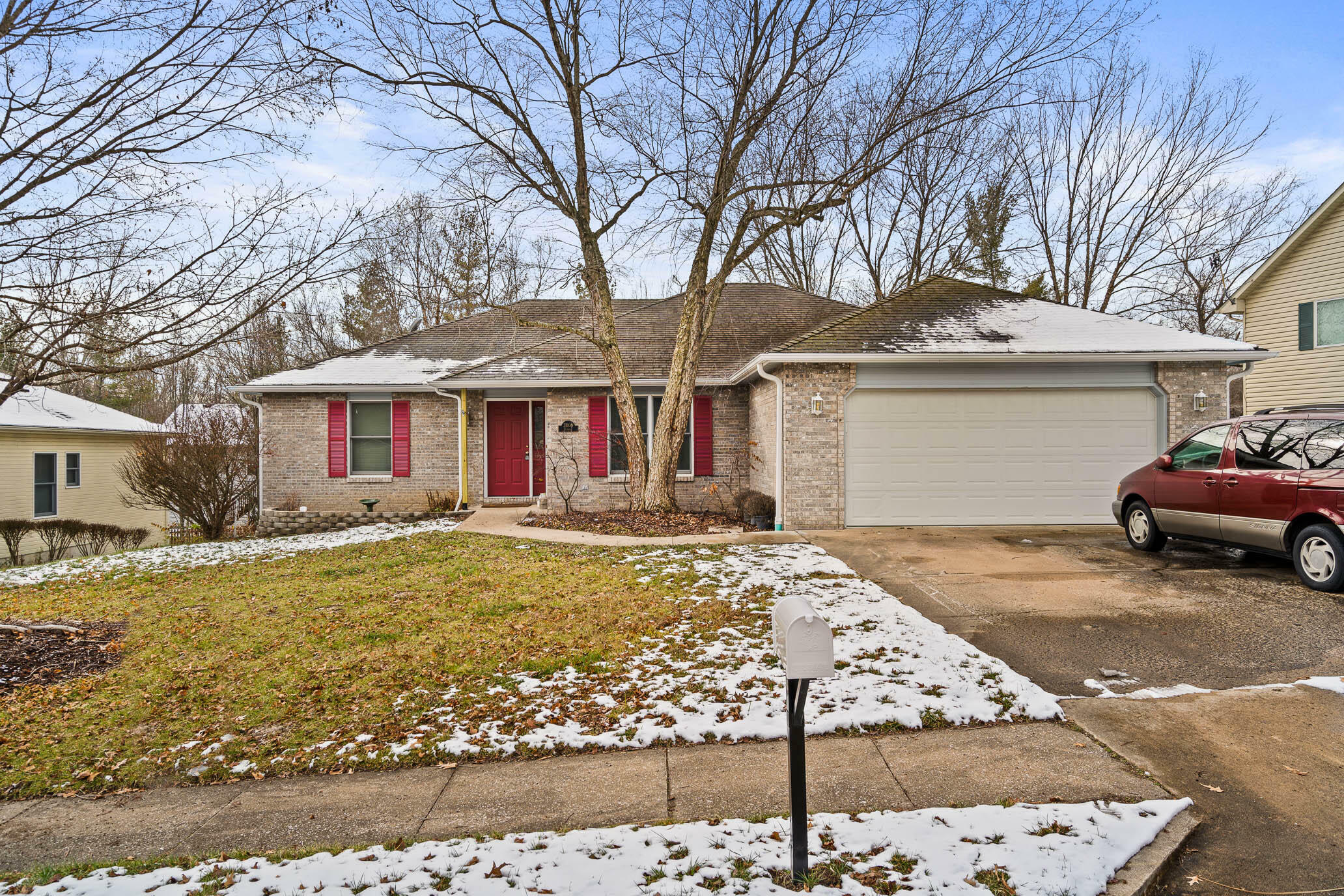 Property Photo:  3806 Corinth Ct  MO 65203 