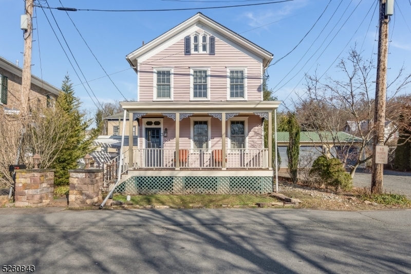 Property Photo:  3 S Railroad Ave  NJ 08559 