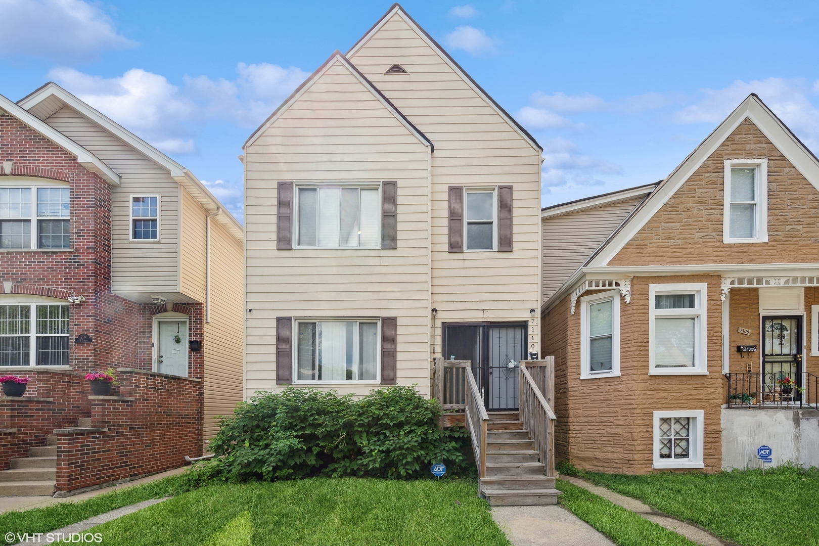 Property Photo: 7110 S Dobson Avenue IL 60619