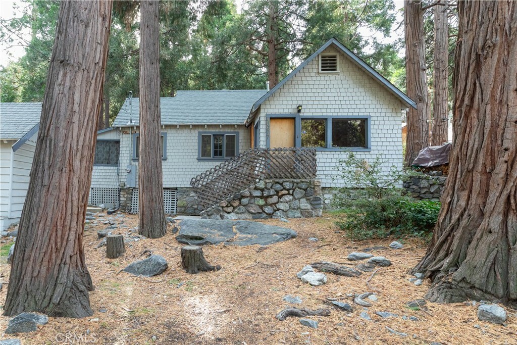 Property Photo:  40977 Pine Drive  CA 92339 