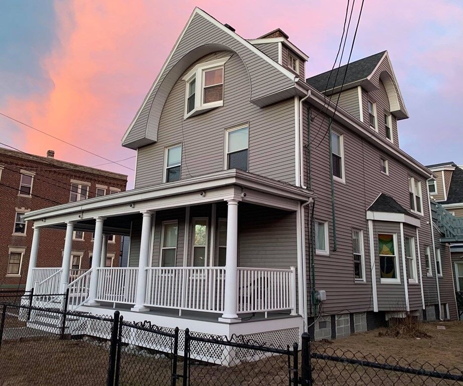 Property Photo: 72 Dehon 5 MA 02151