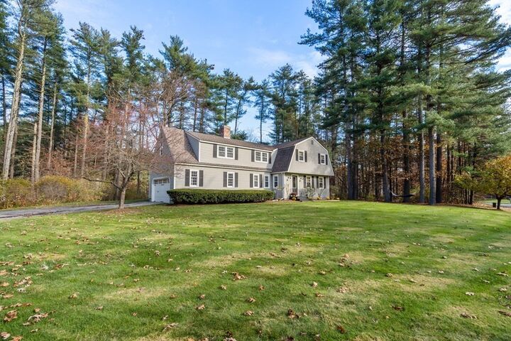 Property Photo: 7 Sequoia Rd MA 01886