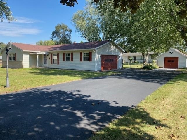 Property Photo: 11 Circle Drive IN 47374