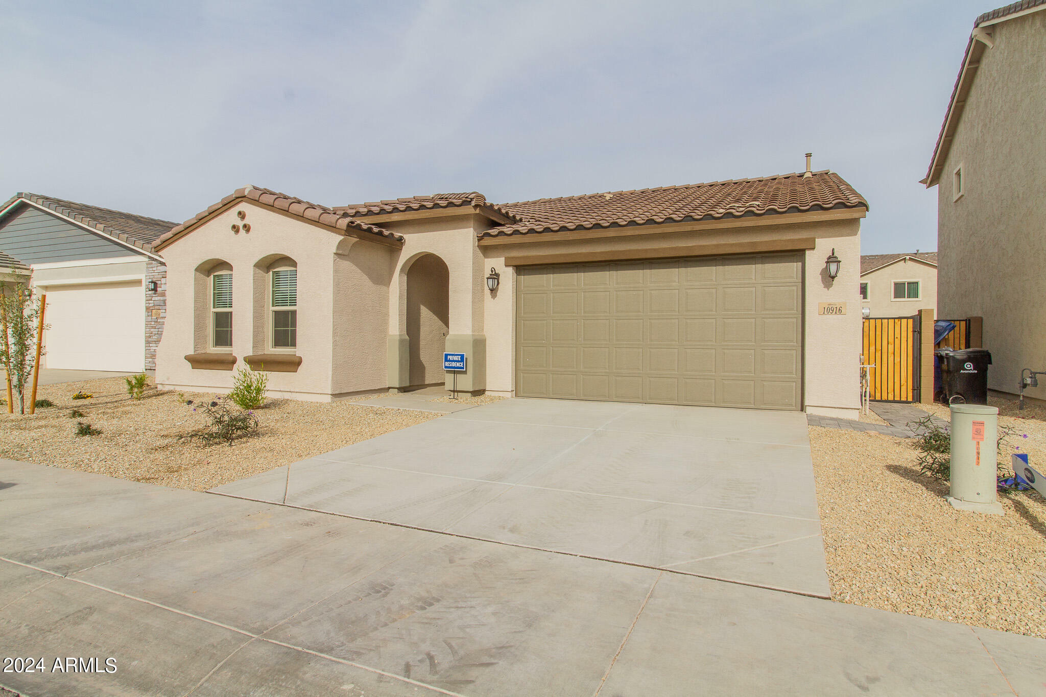 Property Photo:  10916 W Taylor Street  AZ 85323 