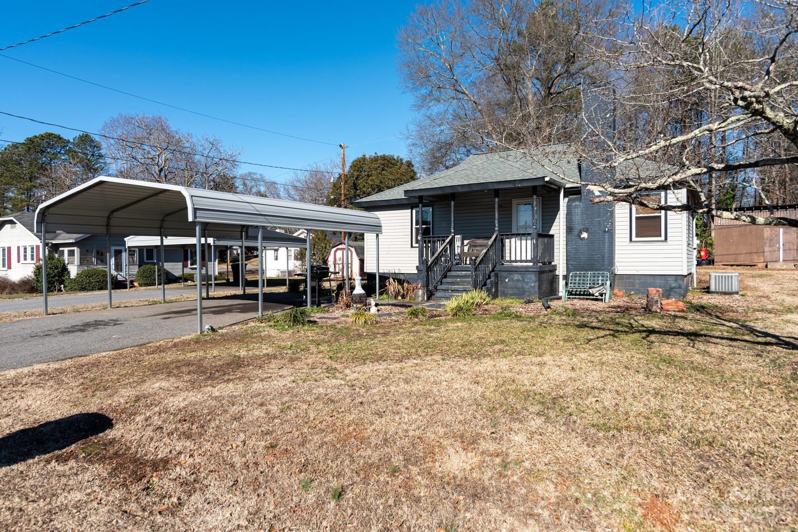 Property Photo: 100 North Street NC 28077