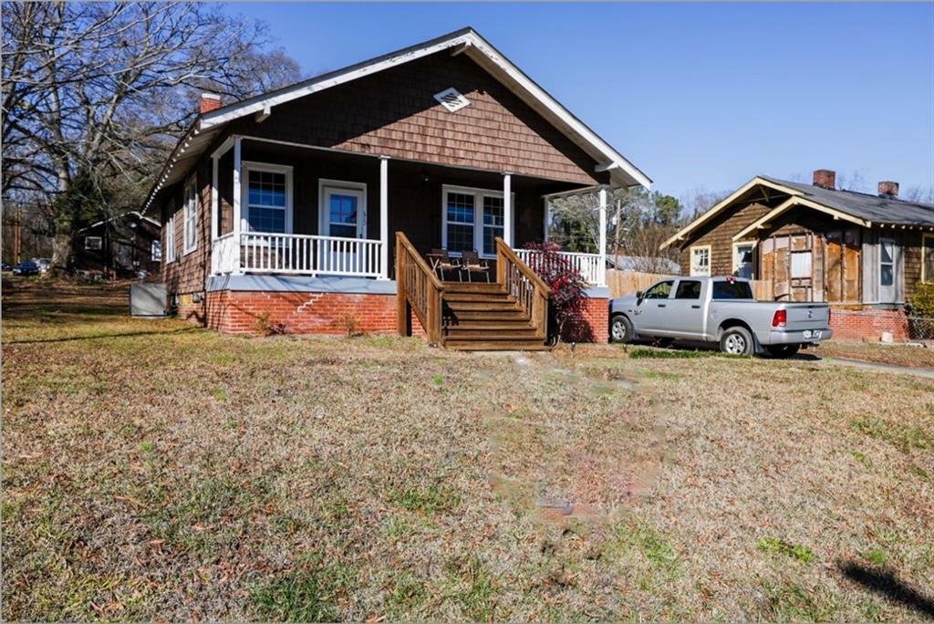 Property Photo:  610 2nd Street NE  GA 30161 