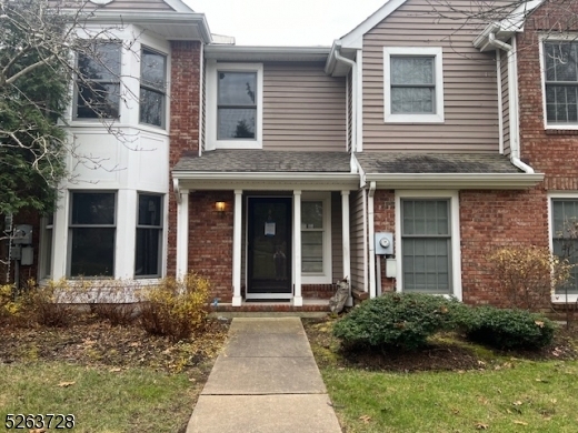 Property Photo:  86 Laurelwood Ct  NJ 07866 