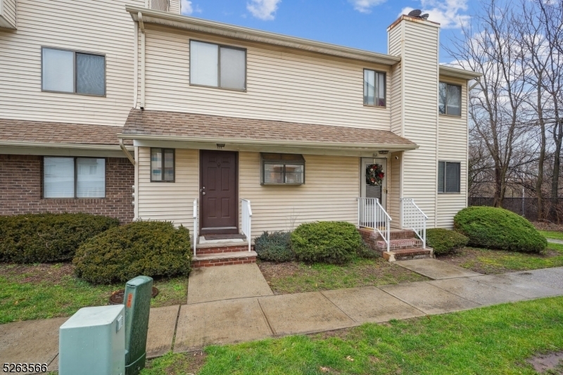 Property Photo:  111 Arsdale Ter  NJ 07083 